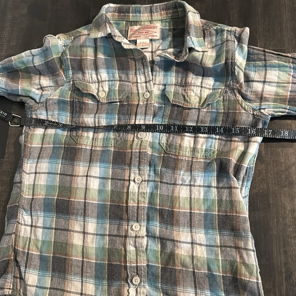 Filson Light Weight Plaid Cotton Flannel Button Down Shirt Size Small - Picture 7 of 8